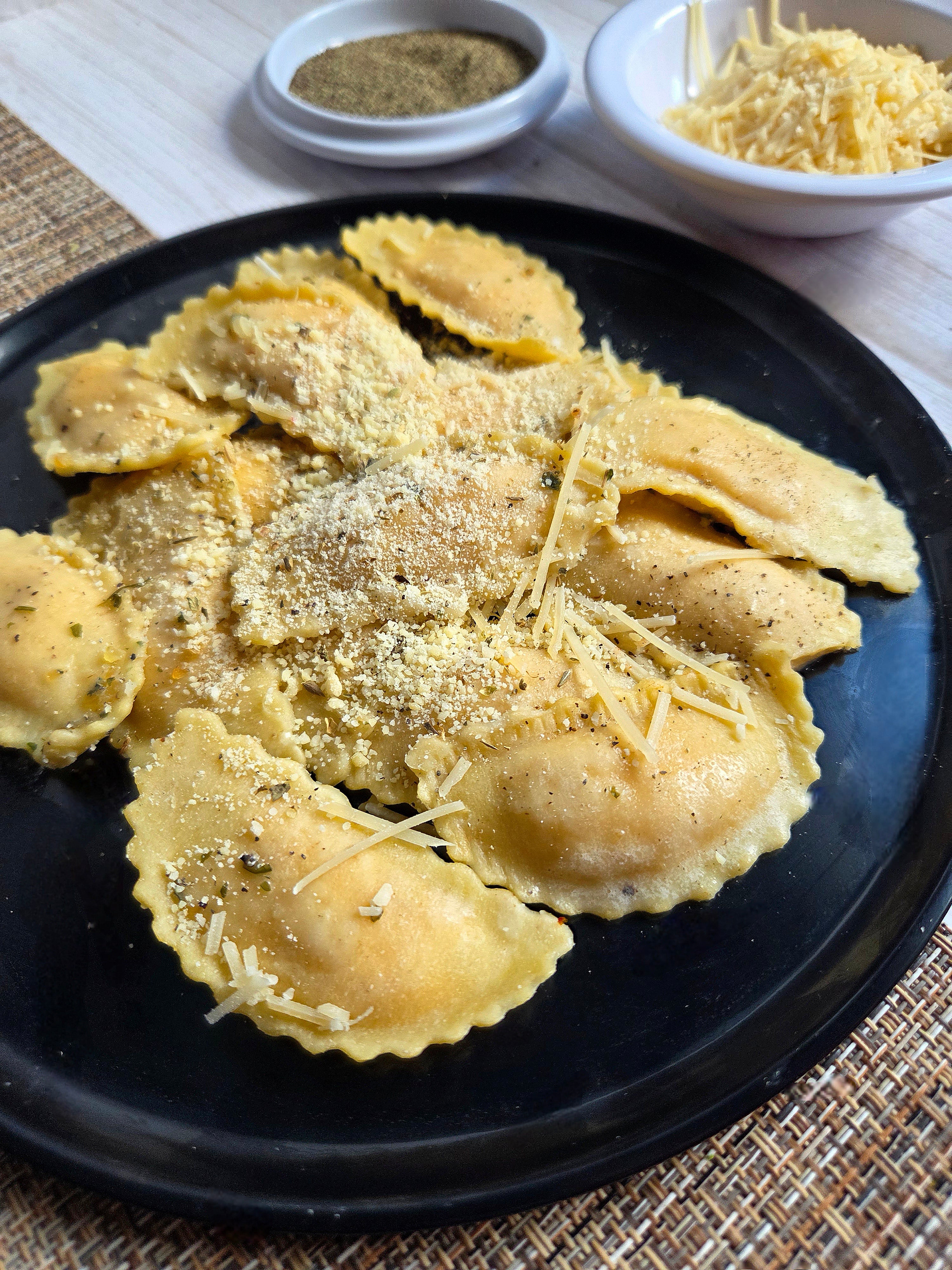 Cacio e Pepe Ravioli