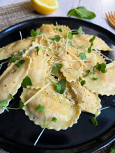 Load image into Gallery viewer, Lemon Basil Ricotta Ravioli
